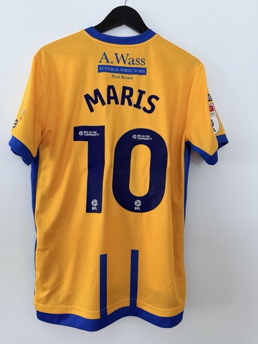 Mansfield town match - mansfield,