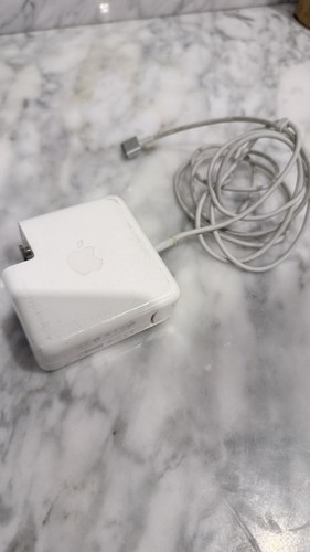 85w magsafe power adapter - 2,