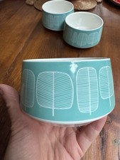 Set of 3 ceramic bowls from