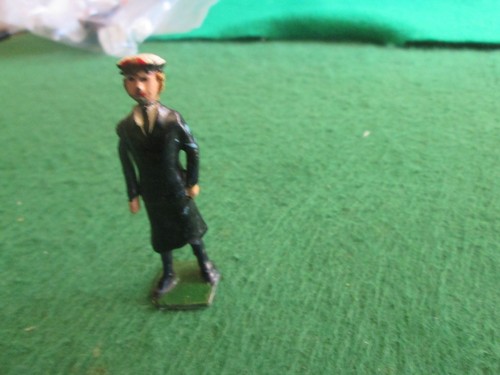 Britains lead soldier wrns - lead,