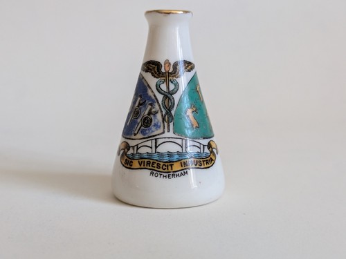 Goss crested china - crested,
