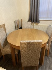 Solid Wood 4 Seater Oblong Dining table With 6 Chairs, Converts to 6 Seater