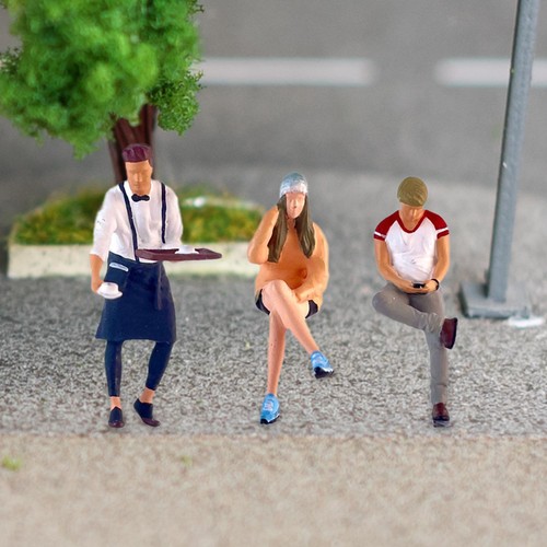 Resin people figures - 3x, 1/64