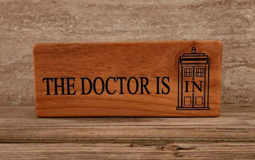 Who tardis wood sign plaque - tardis,