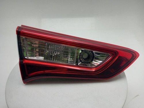 Toyota yaris tail light rear - toyota,