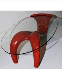 POST MODERN GLOSSY LAQUERED