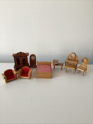 Vintage dolls house furniture - dolls,