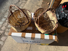 2 x WICKER SHOPPING PICNIC