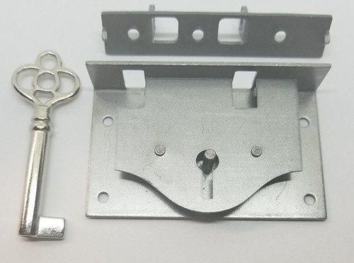 Half mortise chest - chest, lock
