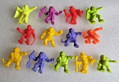 Monsters pocket 13 - in,