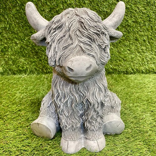 Large concrete highland cow - concrete,