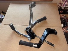 HARLEY DAVIDSON SPORTSTER FURTHER FORWARD MID CONTROLS FOOTREST MOUNTS 14-22 Mid