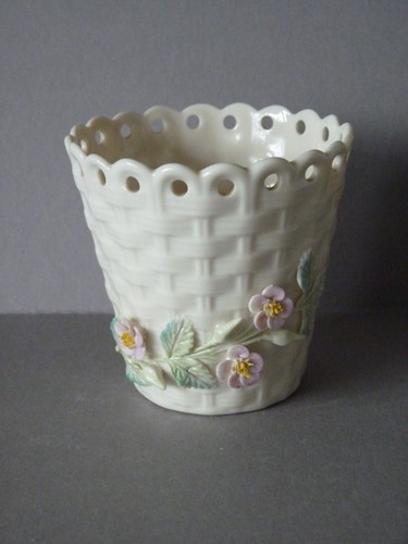 Irish belleek flowered - flowered, basket