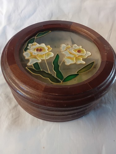 Vintage wooden jewellery box - jewellery,