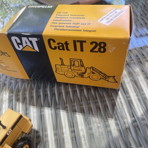 Conrad cat 50 die cast - 28,