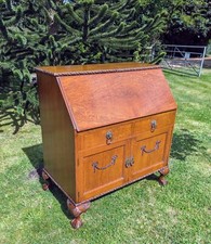 Early 20th Century Oak Bureau