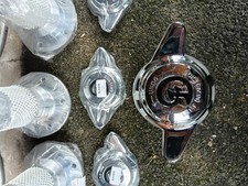 Wire wheel hubs, 2 eared