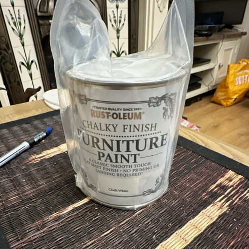 Rust oleum chalky - chalky, furniture