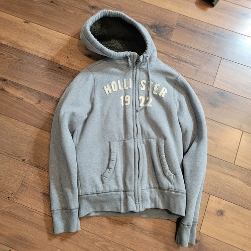 Rare 2000s hollister faux fur - rare,