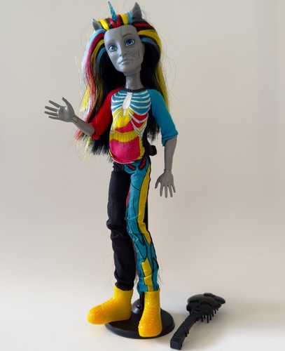 Monster high neighthan rot - high,