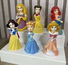 Disney ? Set Of Chunky Princess Bath Toy Figures In Storage Bag