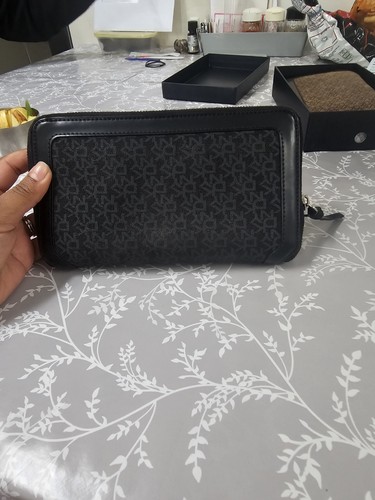 Black dkny wallet - dkny,