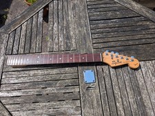 Squier Strat Neck. 22 Frets