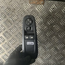 Toyota Proace 2017 MK2 Electric Window Switch Front Right Side 96783350ZD