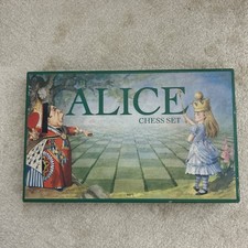 The Alice Chess Set MPL Games