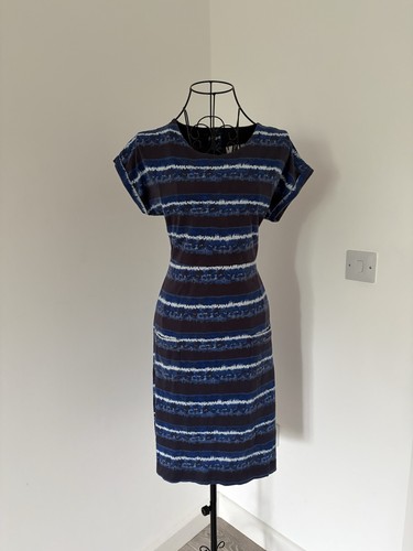Weird fish blue - navy, striped