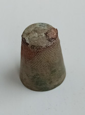 ANTIQUE BRASS THIMBLE (22MM