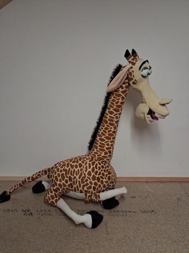 Madagascar melman giraffe - melman,