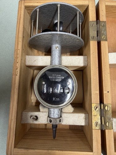 Antique handheld anemometer