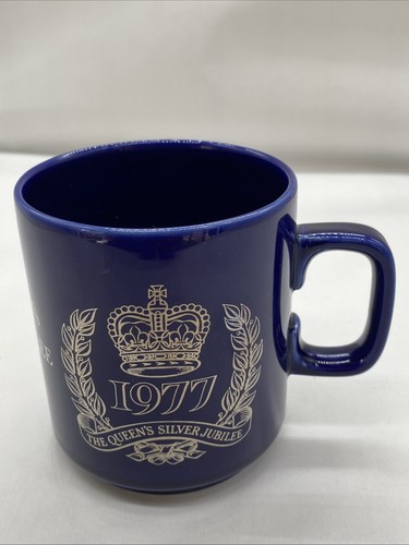 Hornsea pottery 1977 queens - pottery,