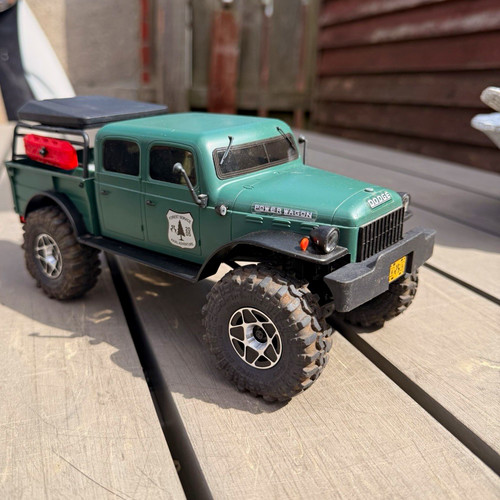 Axial scx24 dodge power wagon