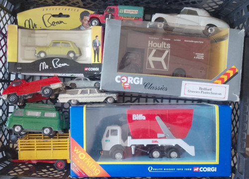 Vintage later diecast corgi - &,