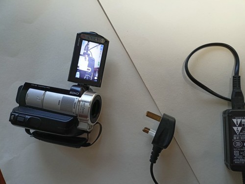 Sony hdr sr10 handicam with - sony, hdr-sr10