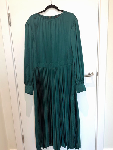 Green pleated midi dress - midi, uk