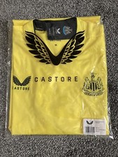 Newcastle United 22/23 Yellow  Goalkeeper Shirt | Size M | Official BNWT