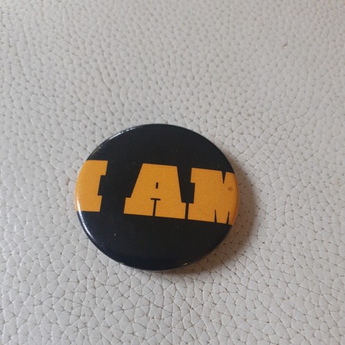 Vintage badge - i, am