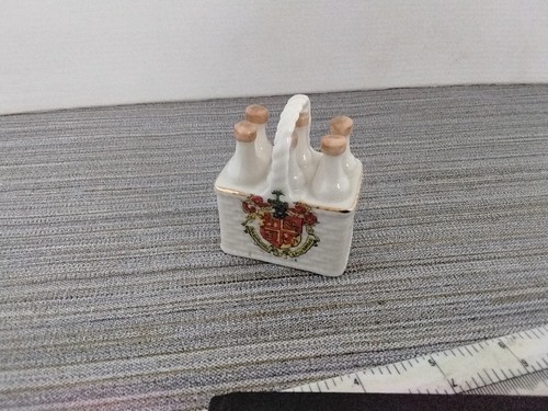 Arcadian crested ware - ,