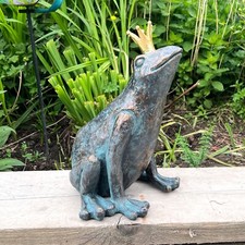 Garden Ornament and Statue Frog King Outdoor Home Decoration Sculpture Large