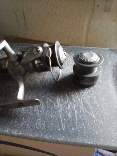 Daiwa samurai 2550 - 3i, spinning