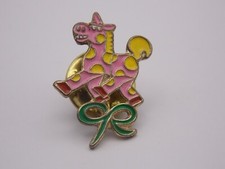 MacMillan Cancer Relief pin
