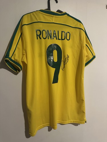 Ronaldo nazario official - r9,