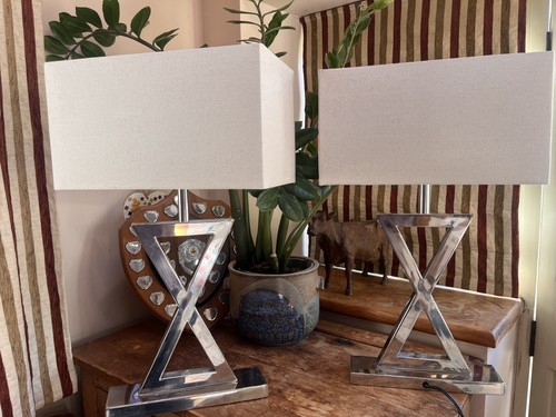 Pair oka parex table - a,