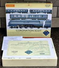 Hornby R3092 Coronation Scot