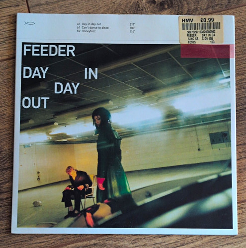 Feeder day out - out, white