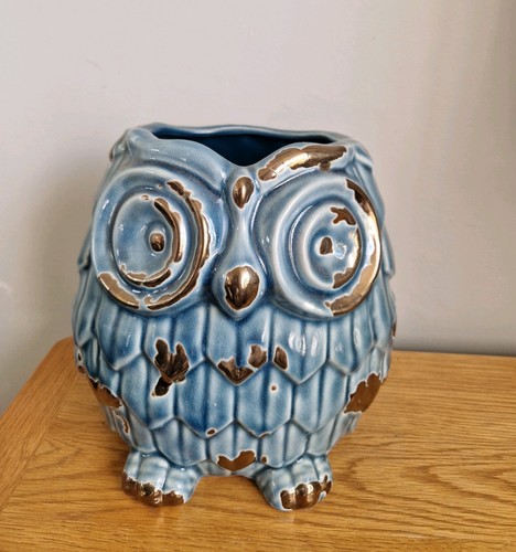 Owl shaped planter ceramic - planter.,