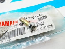 for Yamaha 9014906x02 screws